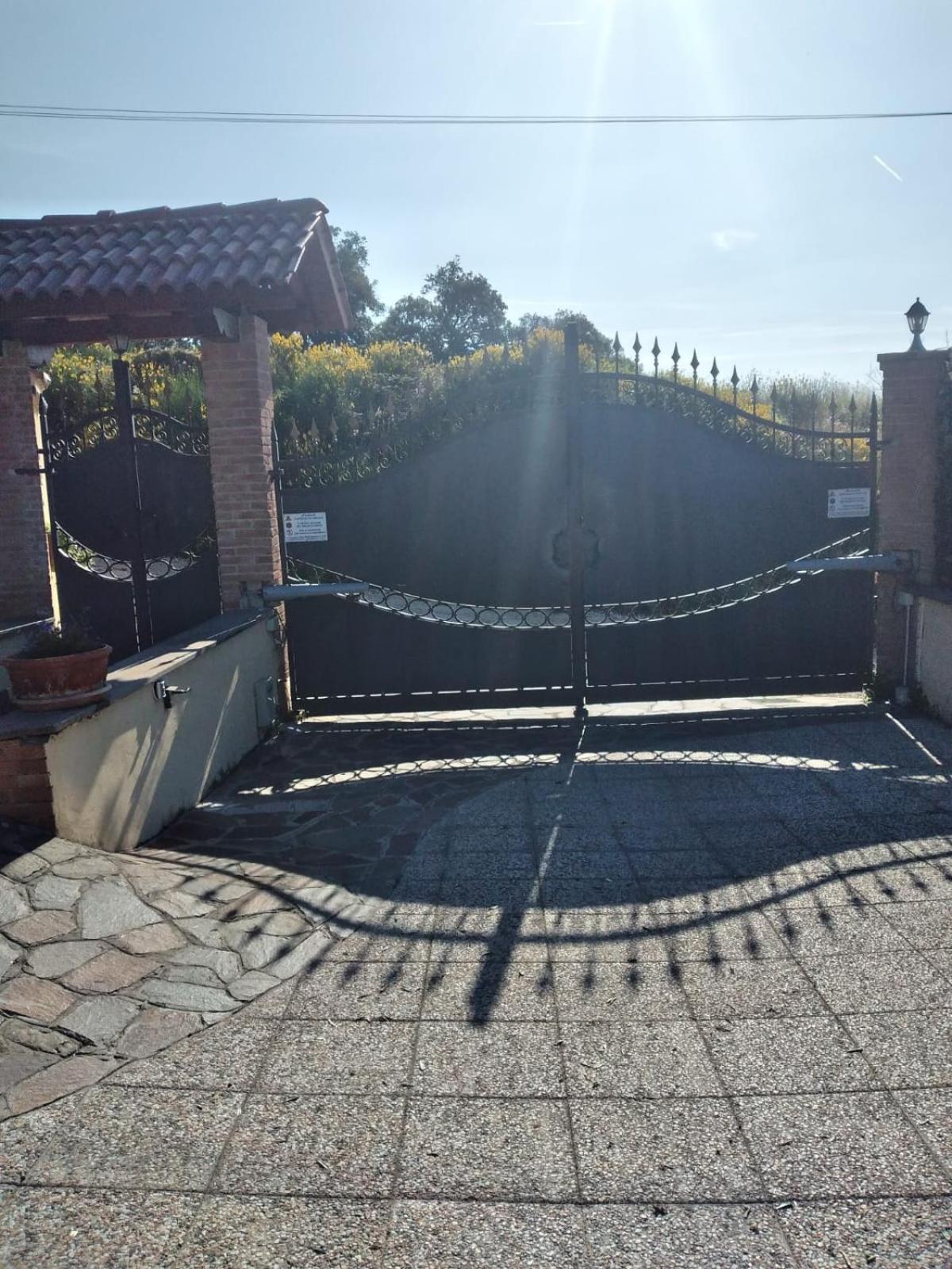 Rum i privatbostad Adry Rom